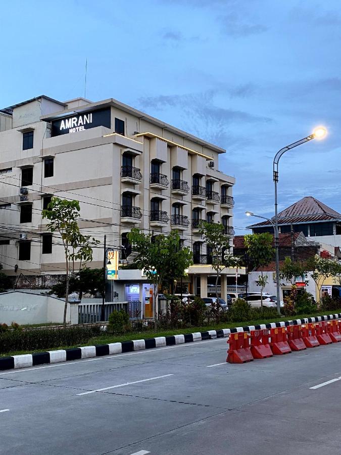 The Amrani Syariah Hotel Surakarta  Bagian luar foto